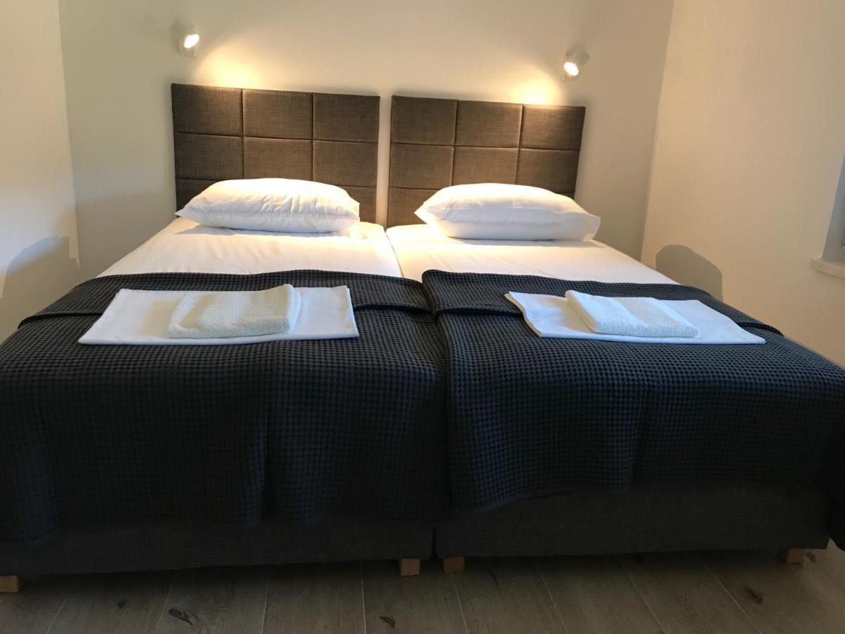 Apartments Haramincic M&B 스타라 노발랴 외부 사진